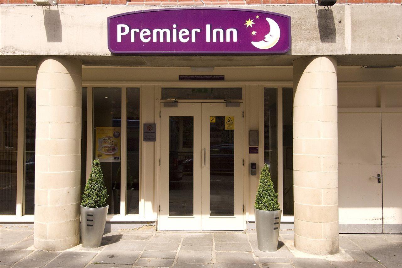 Premier Inn Bristol City Centre King Street Екстериор снимка