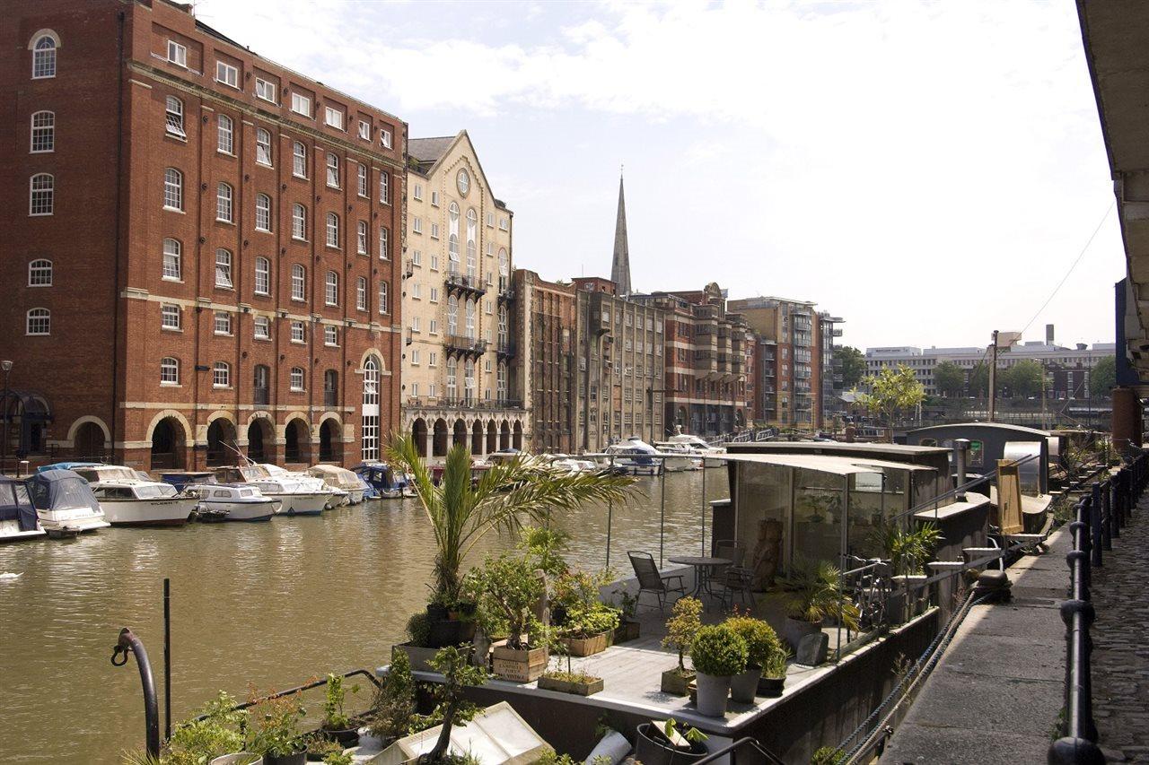 Premier Inn Bristol City Centre King Street Екстериор снимка
